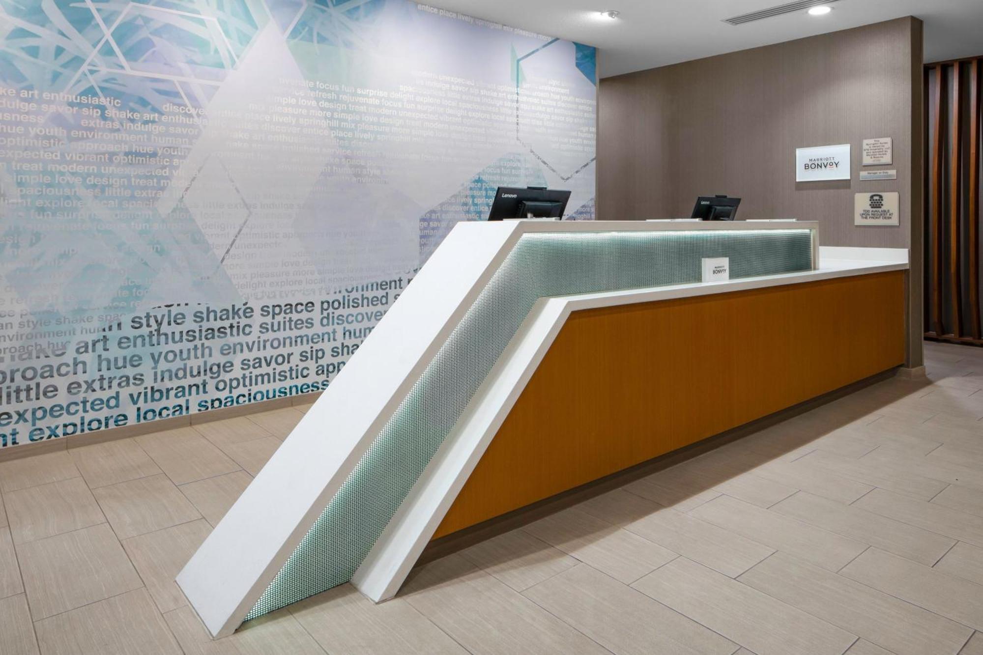 Springhill Suites Winchester Extérieur photo